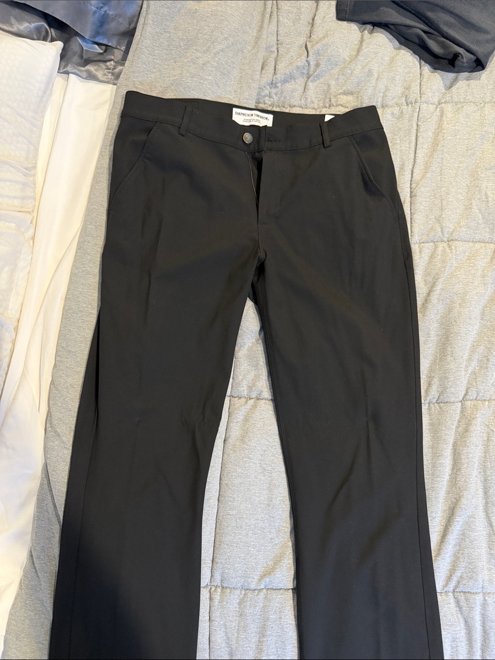 Men's Slim Essential Pants
